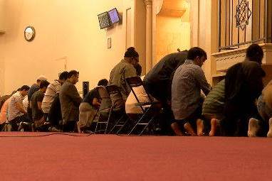 إقبال علی مرکز بیرمنغهام الإسلامی فی یوم الأبواب المفتوحة للمسجد