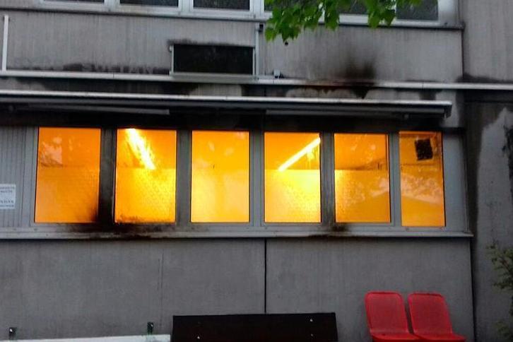 مجهولون يلقون زجاجات حارقة على مسجد في ألمانيا