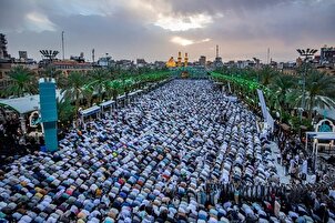 تقرير مصور | جموع كبيرة من المؤمنين تحيي صلاة عيد الفطر في كربلاء