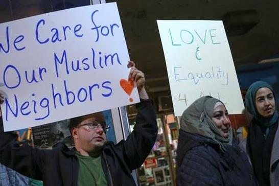 Muslims March on White House to End Discriminatory Registry