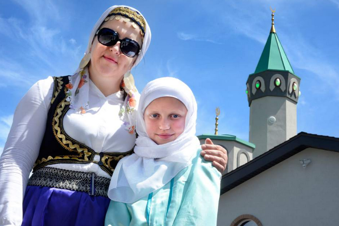 Bosnian Muslims celebrate opening of their remodeled Salt Lake City mosque