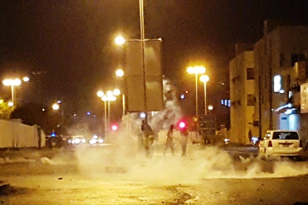 Bahrainis Continue Protests after Court Ruling against Sheikh Qassim
