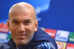 Zinédine Zidane appelle à voter contre Le Pen