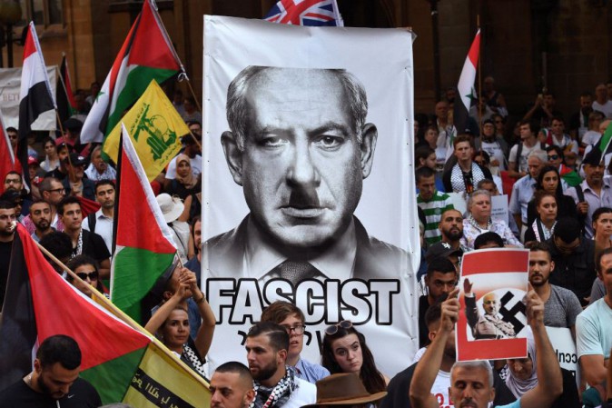 Netanyahu come Hitler, le proteste australiane