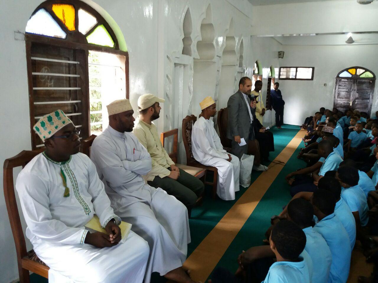 Wahudumu wa Haram Tukufu ya Imam Ridha AS wakutana na Ulamaa wa Ahlul Sunna Zanzibar
