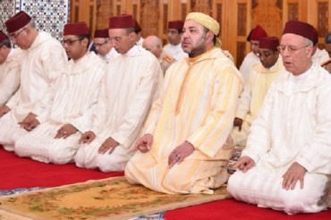 摩洛哥向几内亚捐赠一万本《古兰经》