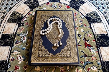 في رمضان.. 5 تطبيقات لقراءة القرآن مع التفسير والأذان