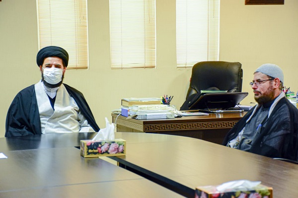 رئيس جامعة القرآن الإیرانیة یعبّر عن إعجابه بالمواهب القرآنية العراقية + صور
