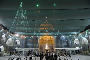 تقرير مصور | أجواء مرقد السيدة معصومة(س) في ليلة ذكرى ولادة الإمام الحسن العسكري(ع)