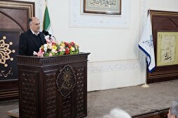 رواية المفكرين عن المكانة الفريدة للفارابي في الفلسفة الإسلامية