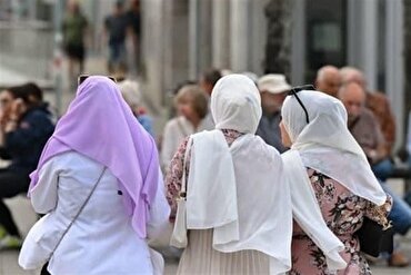 Avstriya müsəlmanlarının məktəblərdə hicabın qadağan olunması ilə bağlı təklifə narahatlığı
