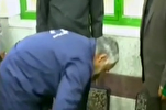Video: General Soleimani dient in einer Moschee