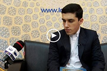 Iranian Visually-Impaired Qari Recites Quran in Medina (+Video)   