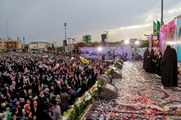 Photos: Thousands Attend 'Mahfel' Quranic Gathering in Qom