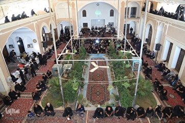 In Photos: Muharram Ritual of Rozeh Khani in Central Iran