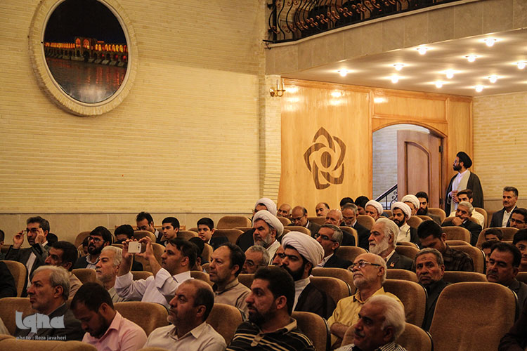 رونمایی از محصولات تربیتی حوزه علمیه