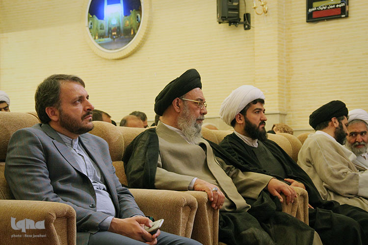 رونمایی از محصولات تربیتی حوزه علمیه