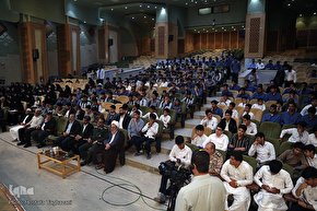 محفل انس با قرآن کاروان قرآنی انقلاب در دانشگاه دریانوردی وعلوم دریایی چابهار