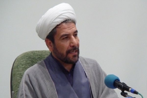 امام خمینی(ره) تشکیل حکومت را منوط به رضایت مردم میدانست امام خمینی(ره) تشکیل حکومت را منوط به رضایت مردم میدانست