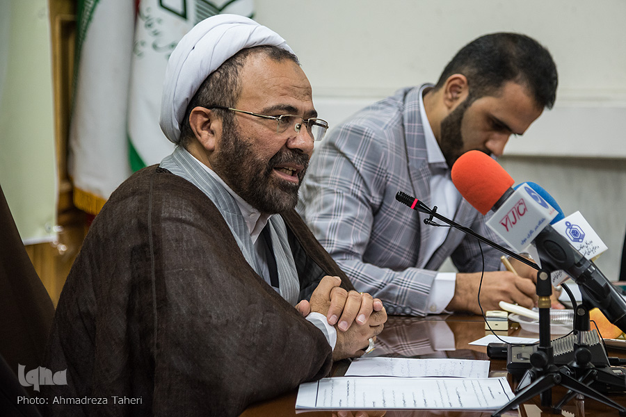 نشست خبری چهلو دومین دوره مسابقات سراسری قرآن کریم نشست خبری چهلو دومین دوره مسابقات سراسری قرآن کریم