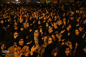 سفره نذری حضرت رقیه(س) در میدان امام حسین(ع)