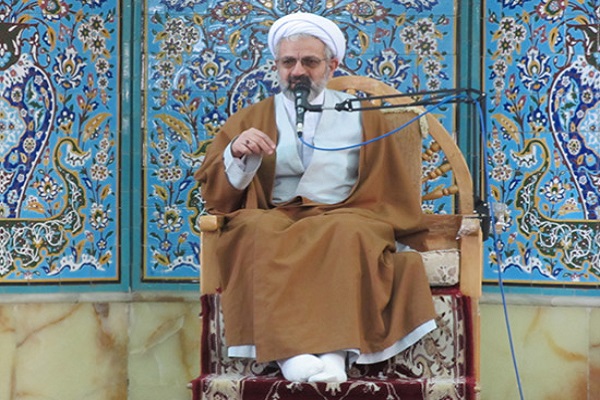 اتحاد شیعه و سنی بر پایه قرآن و سنت پیامبر است