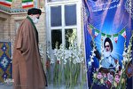 عکس | گلباران حجره طلبگی امام خمینی(ره) در اراک