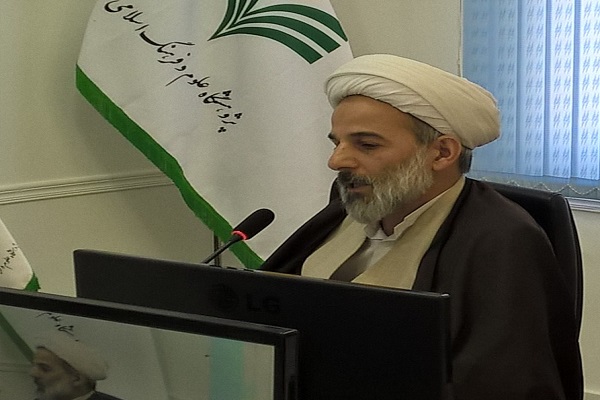 نقد مطالعات قرآنی مستشرقان در کلانپروژه «قرآن و مستشرقان» نقد مطالعات قرآنی مستشرقان در کلانپروژه «قرآن و مستشرقان»