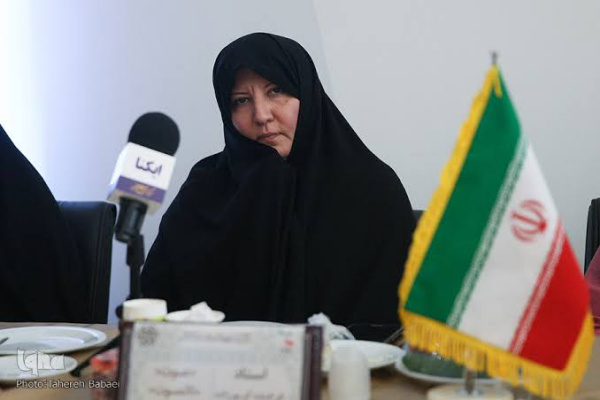 فرخنده کریم&zwnj;زاده رئیس هیئت اندیشه&zwnj;ورز بانوان قرآنی اصفهان