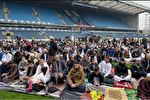 برگزاری نماز عید فطر در استادیوم باشگاه انگلیسی