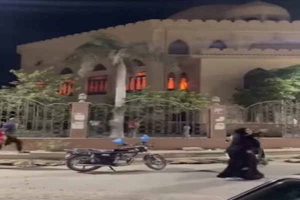 سالم ماندن نسخه‌های قرآن در آتش‌سوزی مسجد مصر