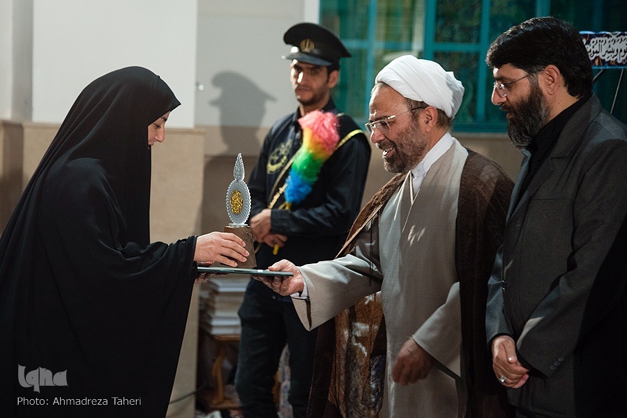 آیین اختتامیه مرحله استانی مسابقات سراسری قرآن در اصفهان آیین اختتامیه مرحله استانی مسابقات سراسری قرآن در اصفهان