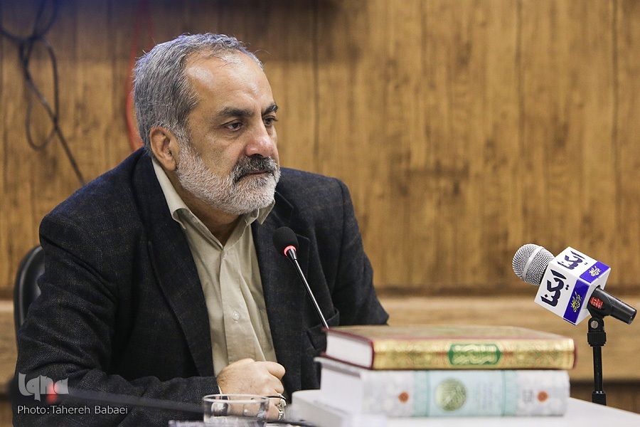 افروغ ستونی که در وادی علم فروغ داشت