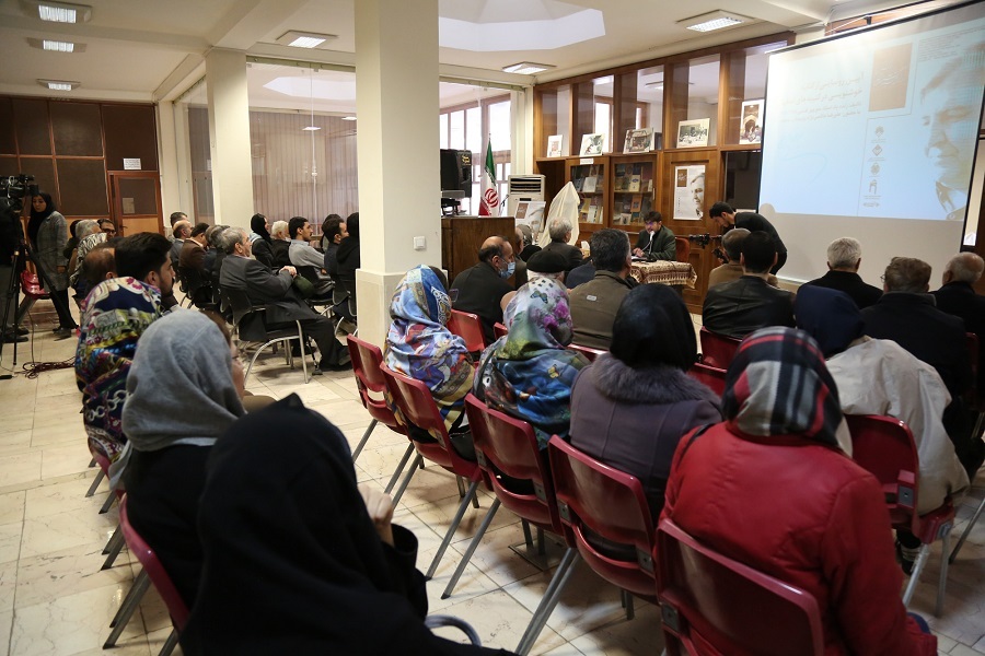 آیین رونمایی از کتاب «خوشنویسی در کتیبه‌های اصفهان»