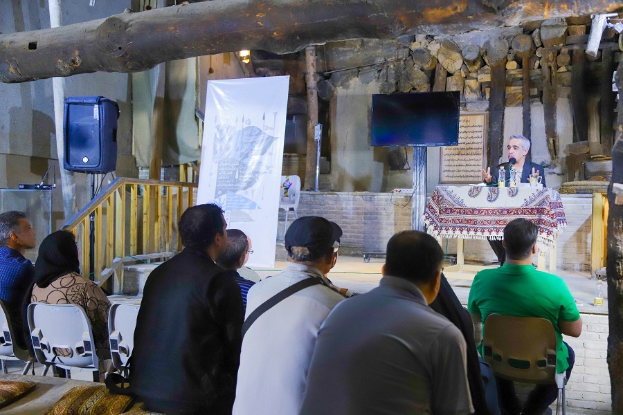 نشست نقش اصفهان در گسترش هنر نقالی در ایران