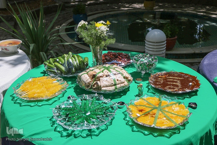 ویژه‌برنامه «طعم نذری» در باغ بانوان ناژوان