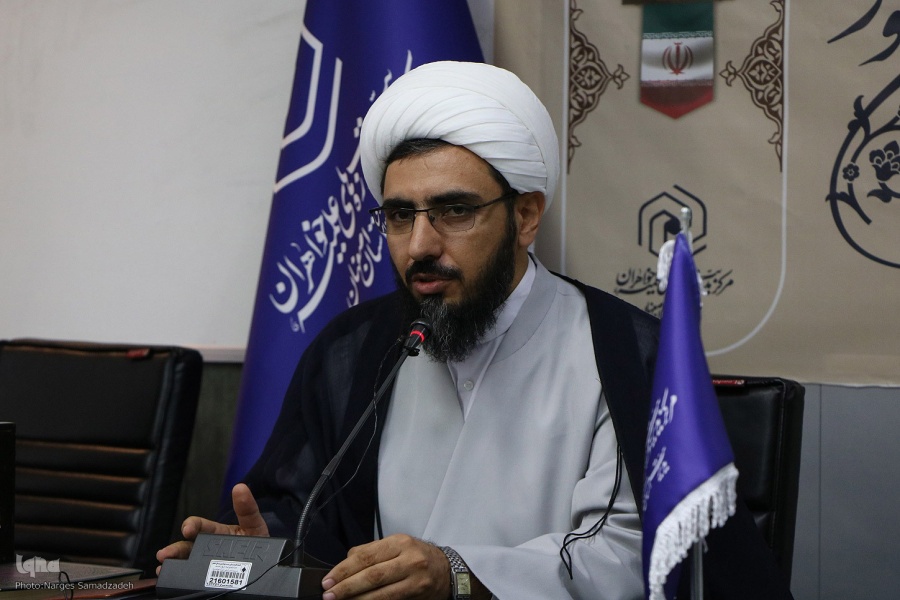 احمد عبداللهی‌نژاد مدیر حوزه‌های علمیه خواهران استان اصفهان