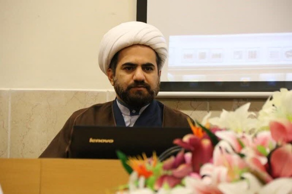 حامد اهتمام معاون فرهنگی تبلیغی دفتر تبلیغات اسلامی اصفهان