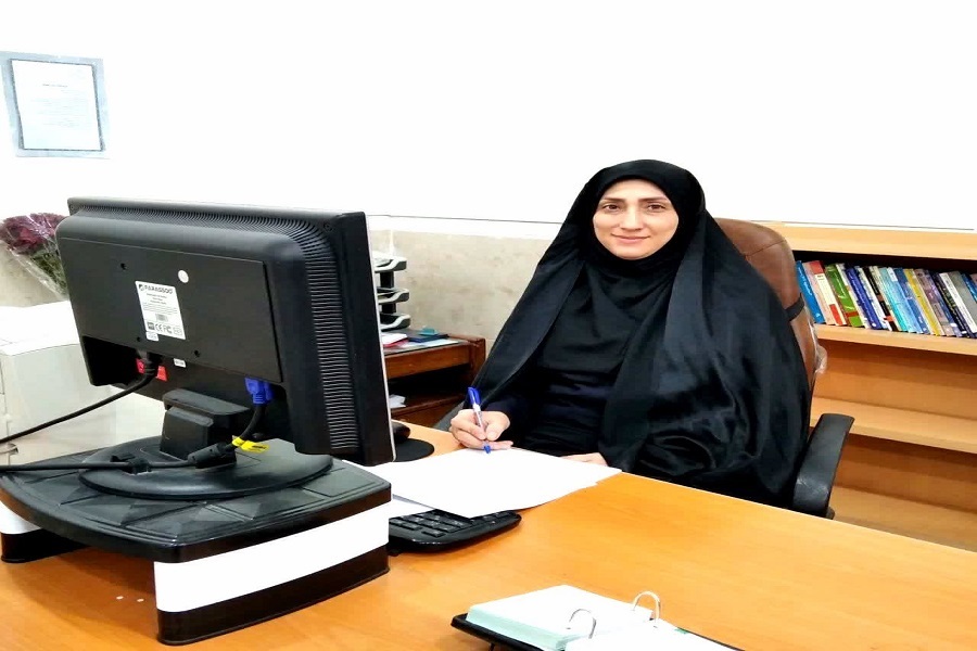 مریم‌سادات محمدی مسئول کتابخانه بهداشت و پیراپزشکی دانشگاه علوم پزشکی کاشان
