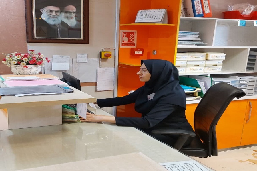 فروز اکبری سرپرستار بیمارستان سیدالشهدا(ع) اصفهان