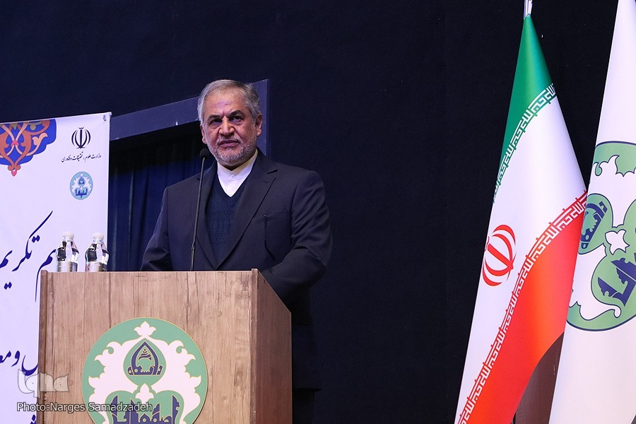 رسول رکنیزاده رئیس دانشگاه اصفهان رسول رکنیزاده رئیس دانشگاه اصفهان