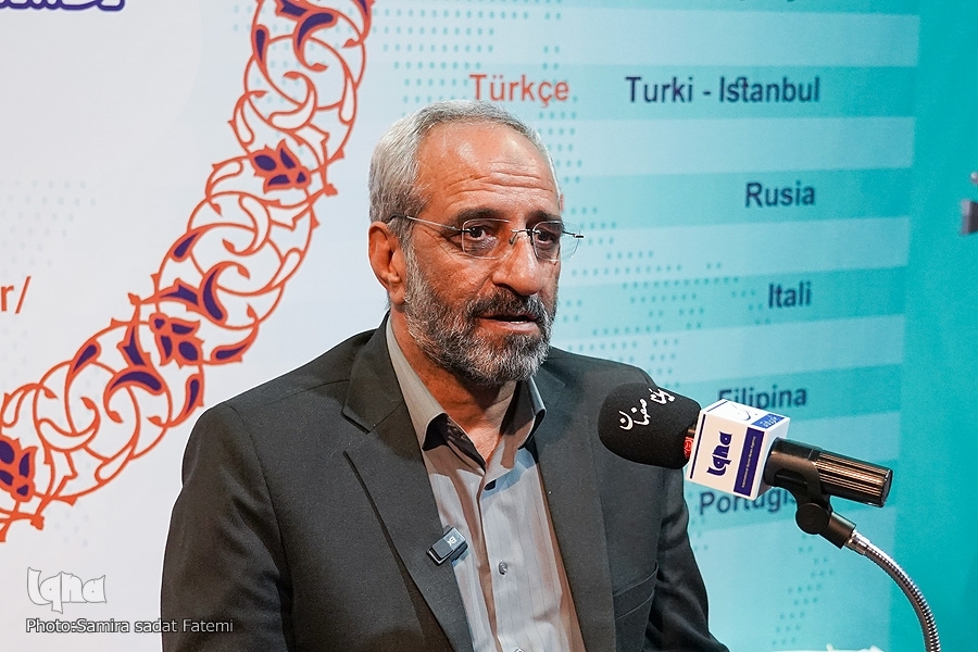 محمدعلی احمدی فرماندار اصفهان