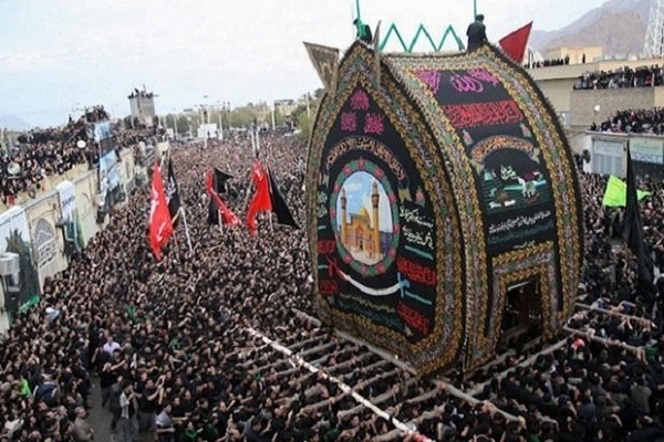 آیین نخل‌برداری در کاشان