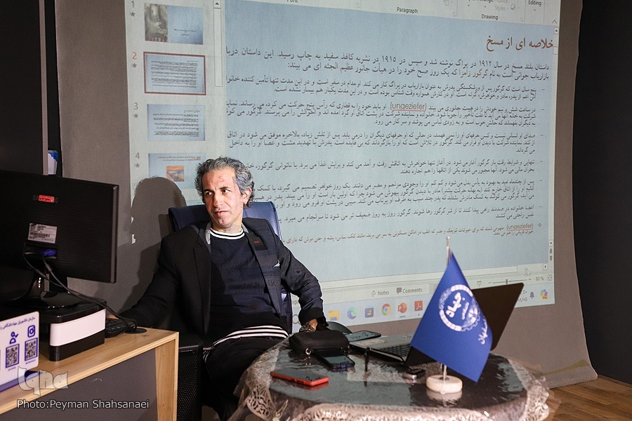 سیاوش گلشیری نویسنده و منتقد ادبی