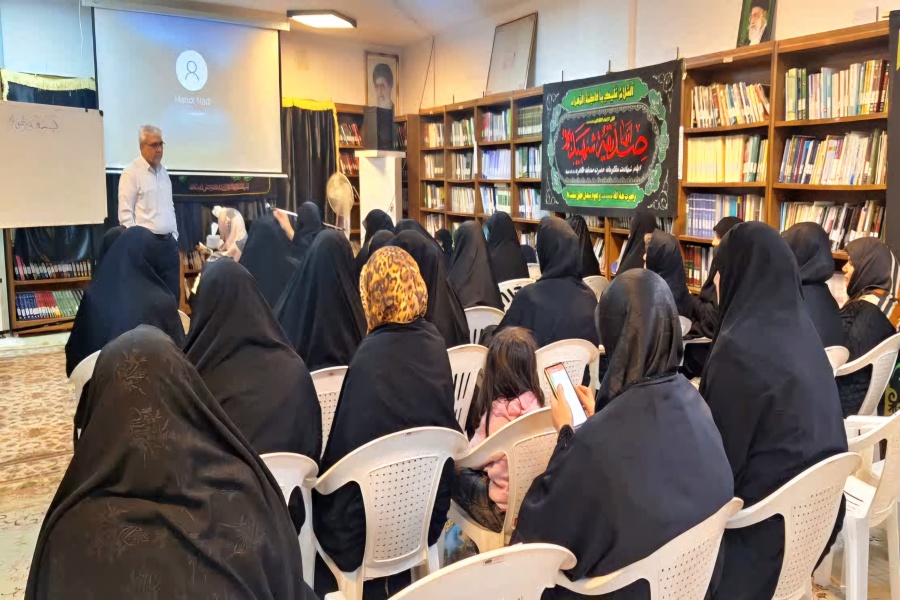 کارگاه سبک زندگی قرآنی در مؤسسه نور علی نور کاشان