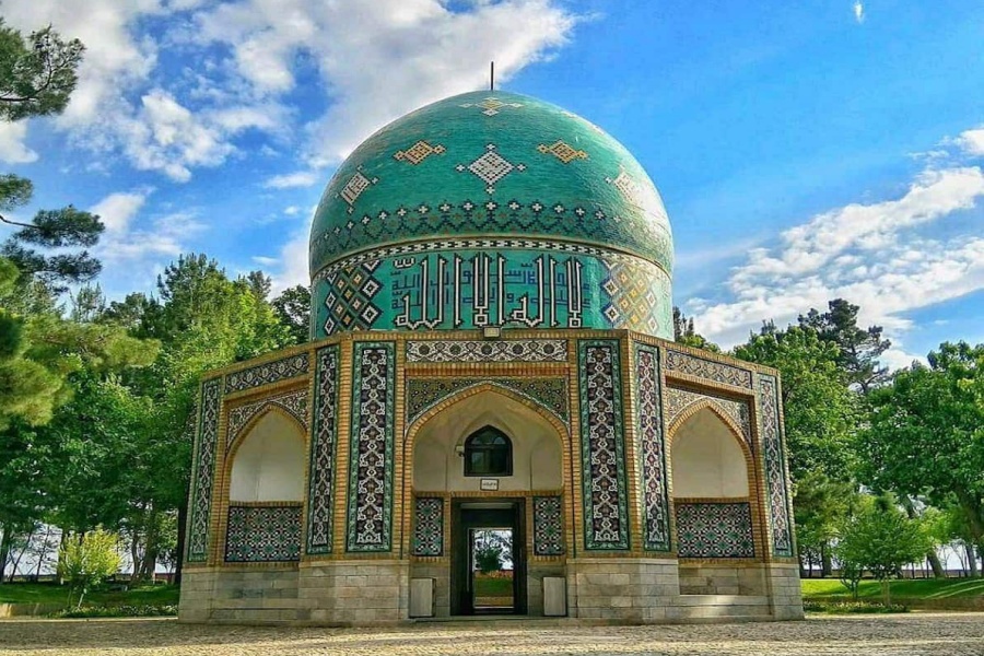 آرامگاه عطار نیشابوری