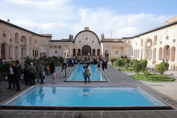 خانه طباطبایی‌ها در کاشان