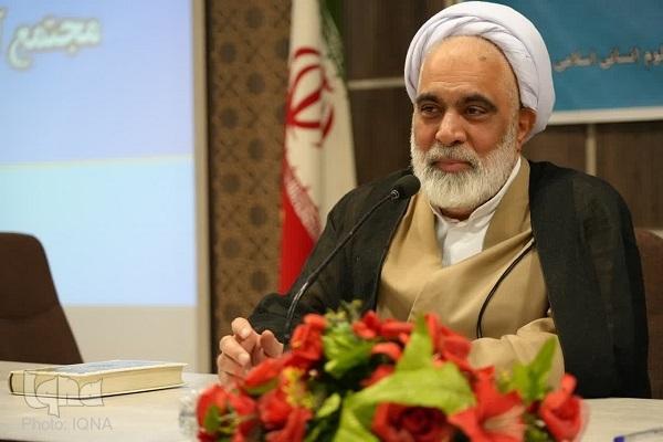 طلاب غیر ایرانی، پرچمدار معارف اهل بیت (ع) در موطن خود هستند