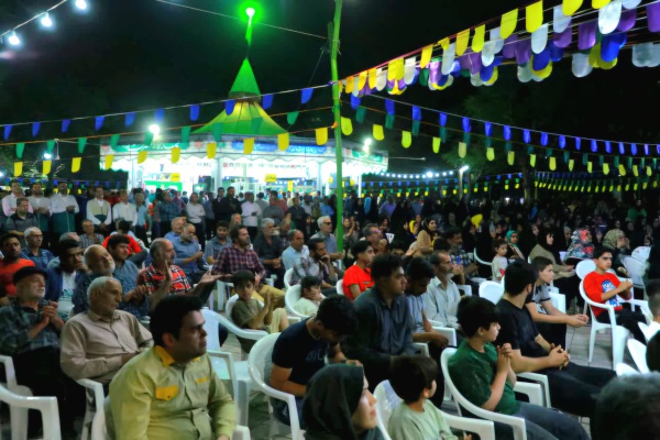 ویژهبرنامههای «شادیانه ایران امام رضا(ع)» در کاشان ویژهبرنامههای «شادیانه ایران امام رضا(ع)» در کاشان