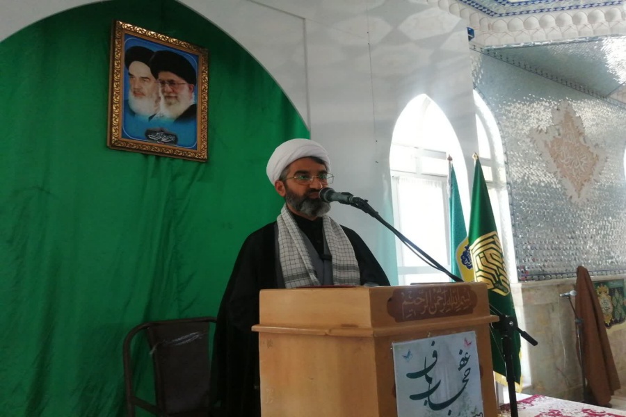 محمد مطهرخو امام‌جمعه شهرستان نایین